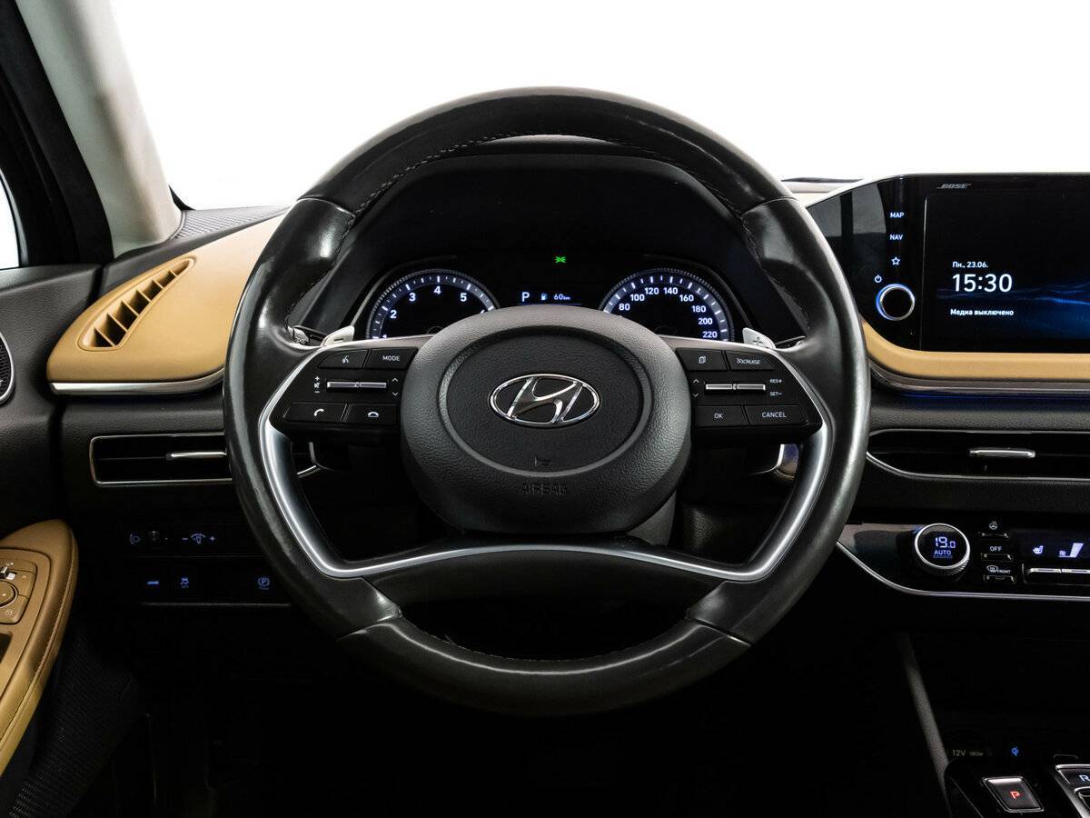 Hyundai Sonata с пробегом — 2020 год. Фото: #11