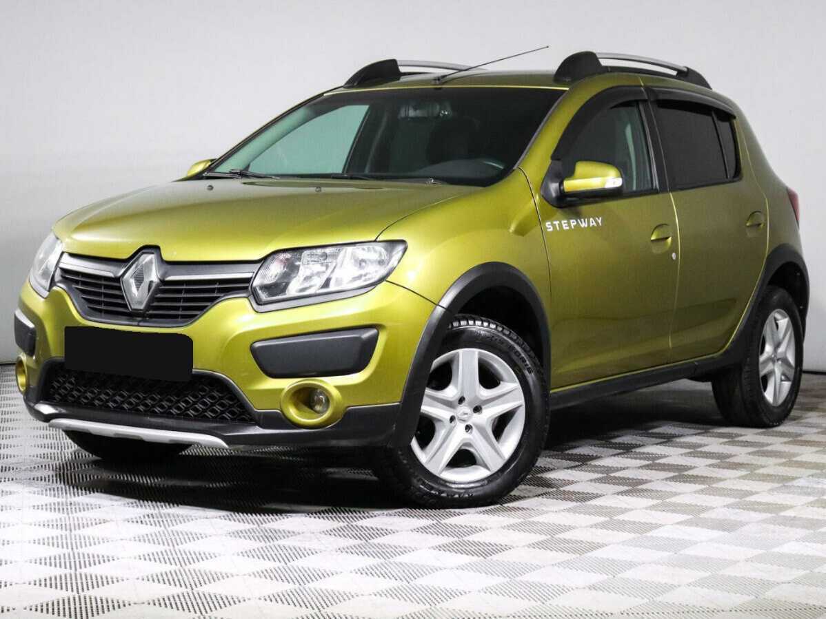 Renault Sandero с пробегом — 2016 год. Посмотреть фото