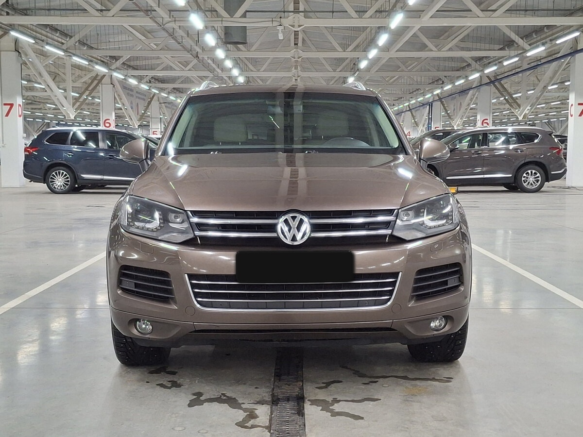Volkswagen Touareg с пробегом — 2013 год. Фото: #1