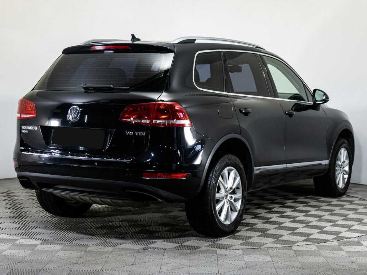 Volkswagen Touareg с пробегом — 2012 год. Фото: #3