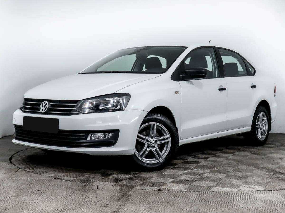 Volkswagen Polo с пробегом — 2015 год. Фото: #0