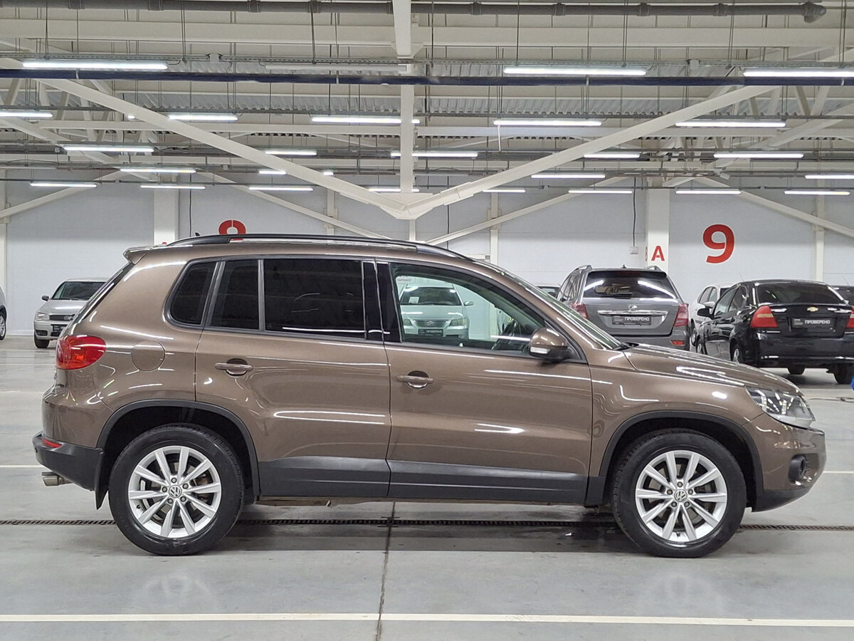 Volkswagen Tiguan с пробегом — 2015 год. Фото: #3