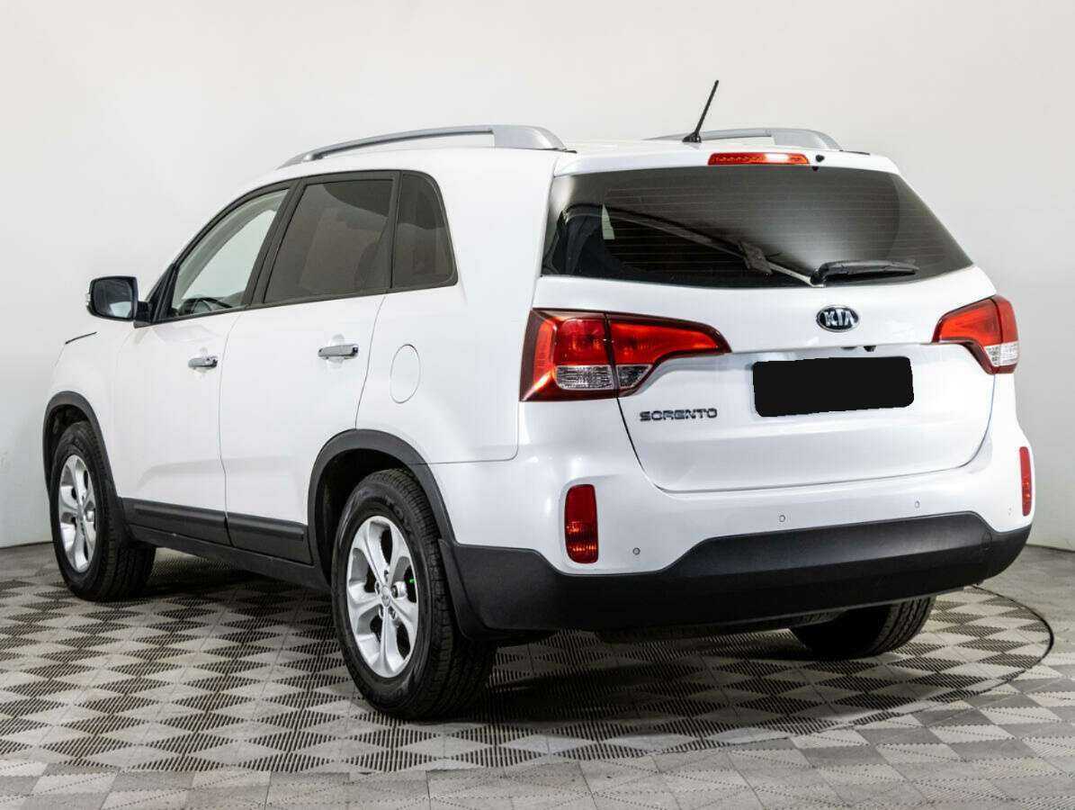Kia Sorento с пробегом — 2014 год. Фото: #6