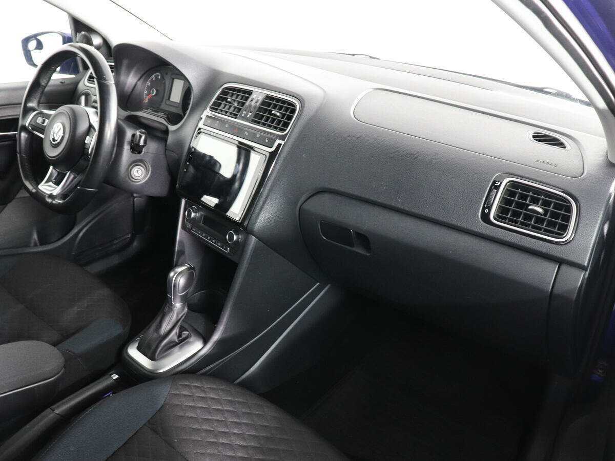 Volkswagen Polo с пробегом — 2020 год. Фото: #9