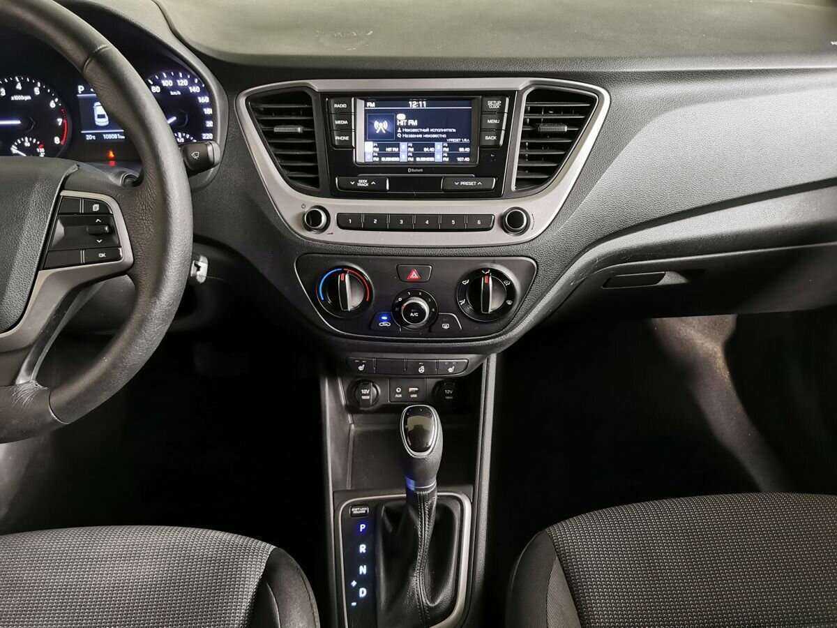 Hyundai Solaris с пробегом — 2017 год. Фото: #10