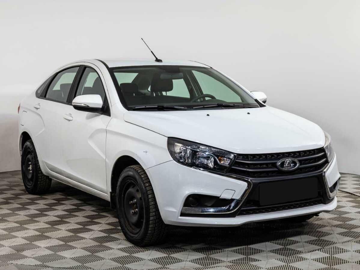 Lada (ВАЗ) Vesta с пробегом — 2022 год. Фото: #2