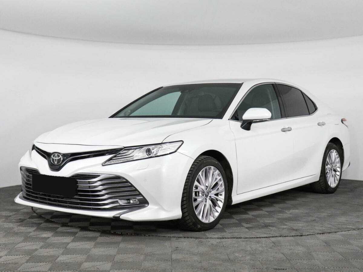 Toyota Camry с пробегом — 2020 год. Посмотреть фото