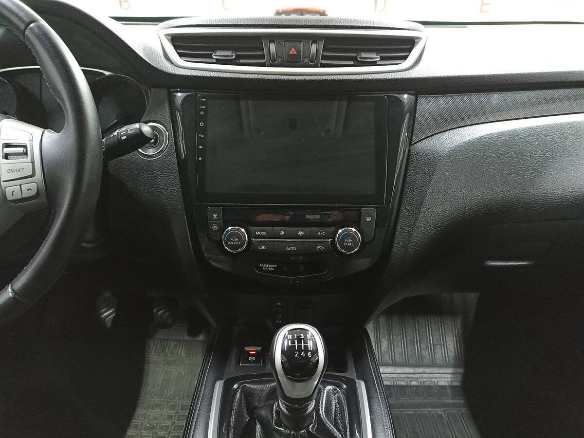 Nissan X-Trail с пробегом — 2015 год. Фото: #14