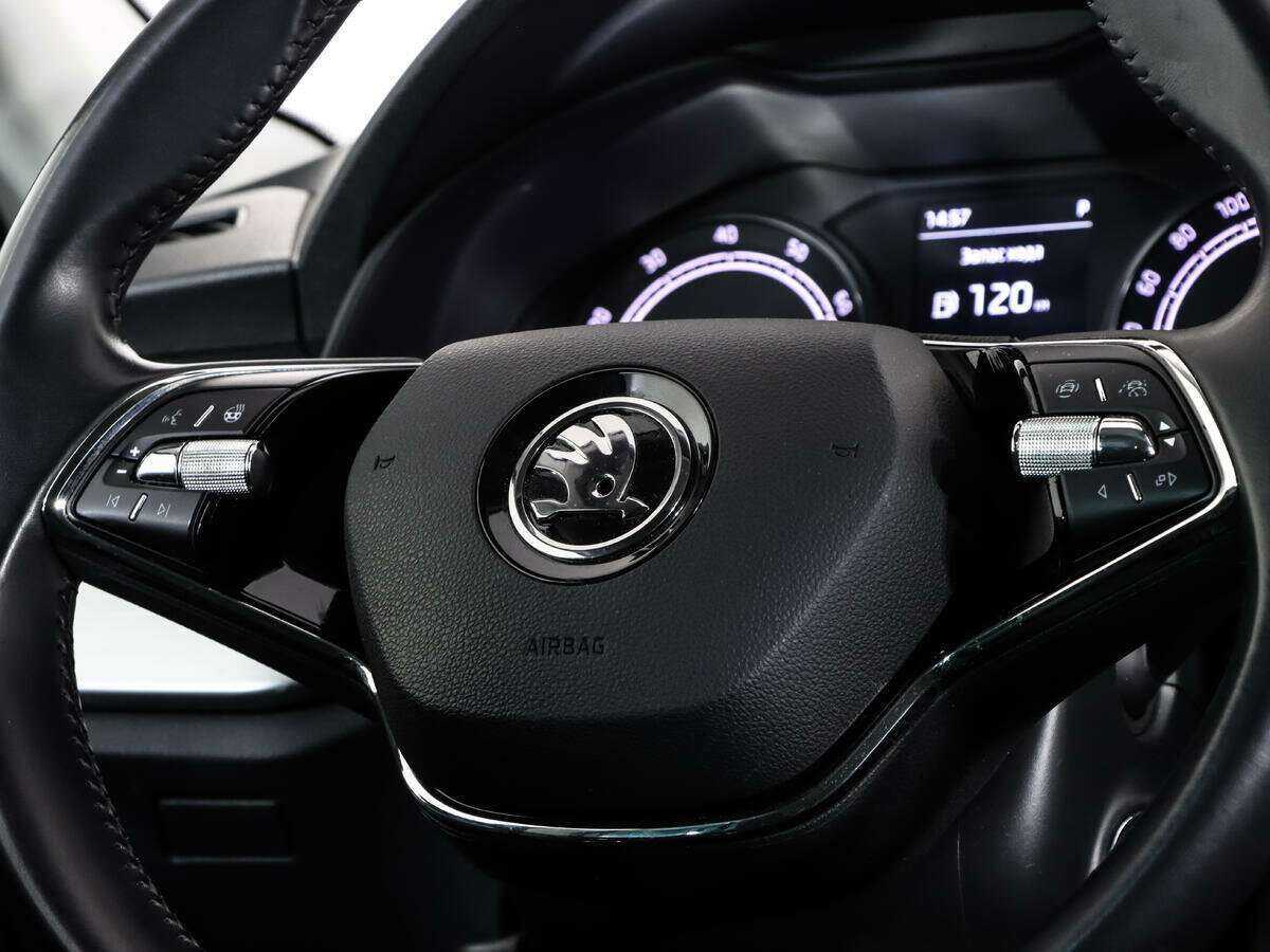 Skoda Rapid с пробегом — 2020 год. Фото: #12