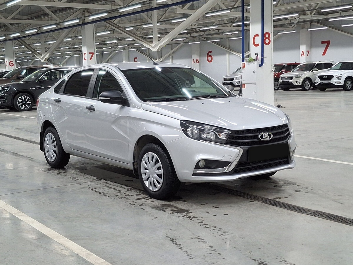 Lada (ВАЗ) Vesta с пробегом — 2020 год. Фото: #2