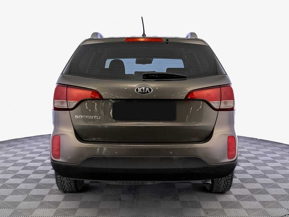 Kia Sorento с пробегом — 2016 год. Фото: #5