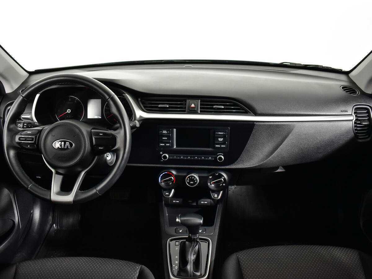 Kia Rio с пробегом — 2020 год. Фото: #11