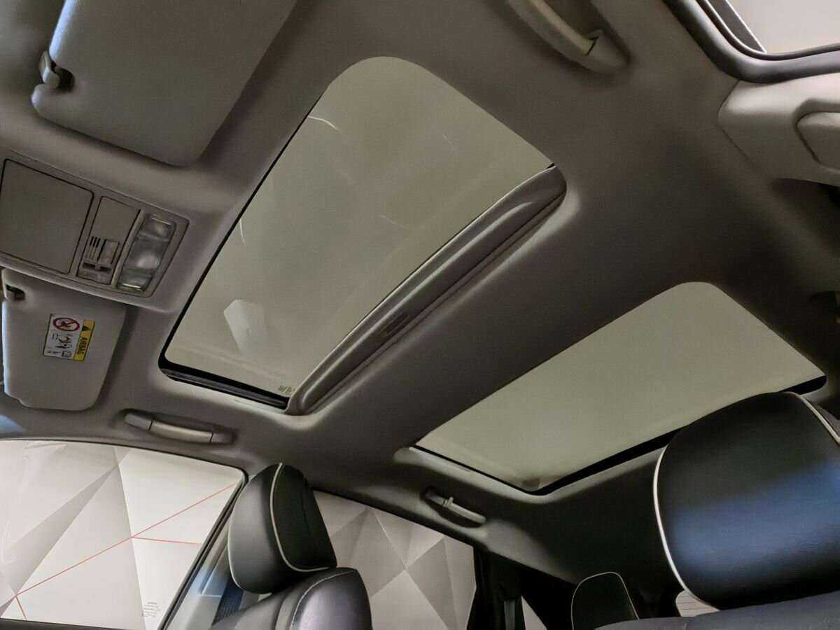 Toyota Venza с пробегом — 2013 год. Фото: #17