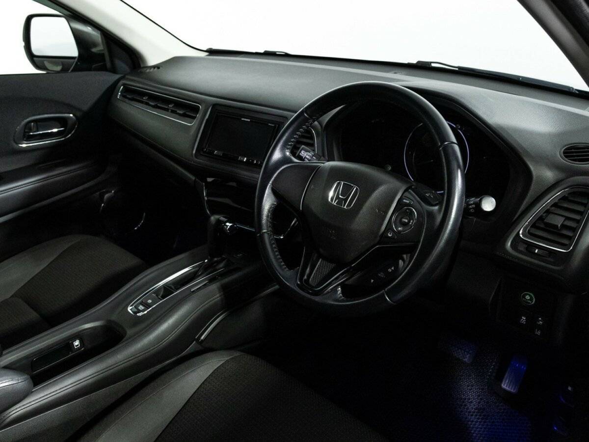 Honda Vezel с пробегом — 2019 год. Фото: #8