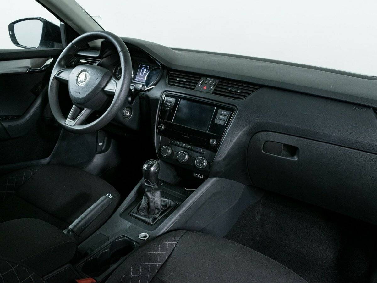 Skoda Octavia с пробегом — 2019 год. Фото: #9