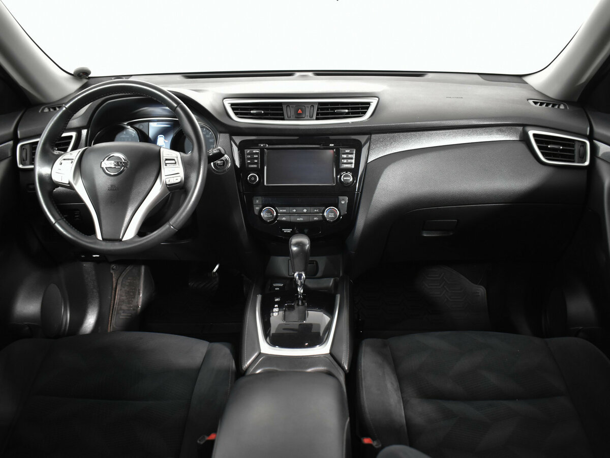 Nissan X-Trail с пробегом — 2015 год. Фото: #9