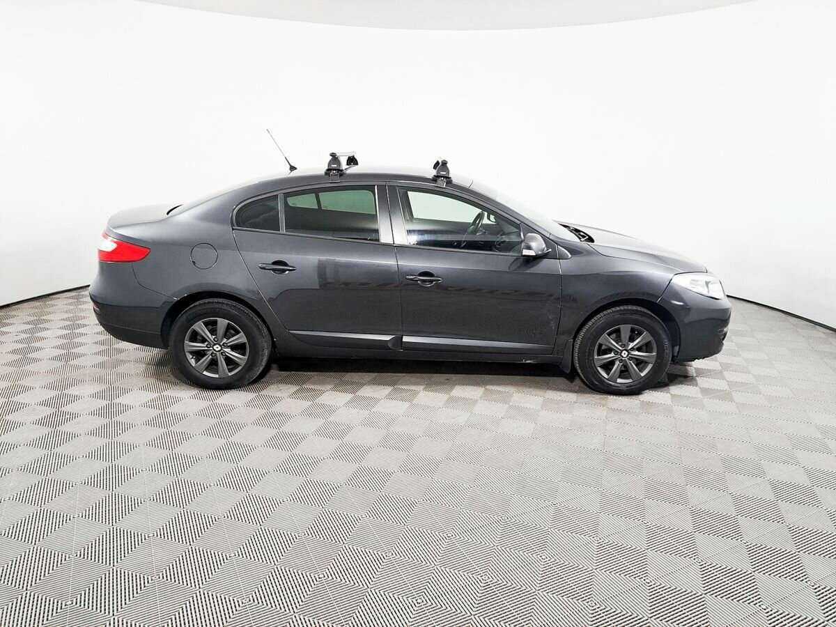 Renault Fluence с пробегом — 2012 год. Фото: #3