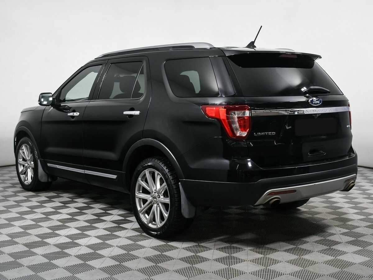 Ford Explorer с пробегом — 2016 год. Фото: #5