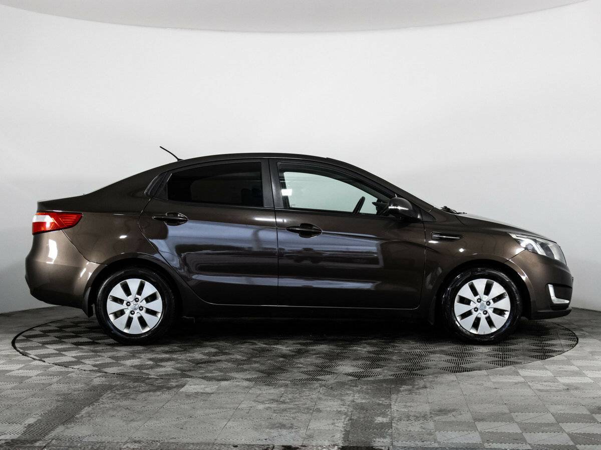 Kia Rio с пробегом — 2014 год. Фото: #3