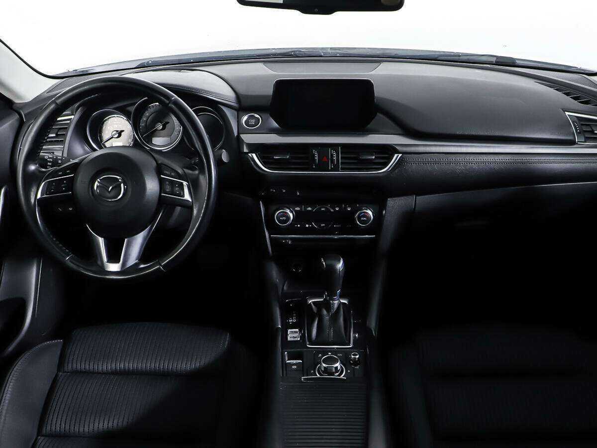 Mazda 6 с пробегом — 2016 год. Фото: #10