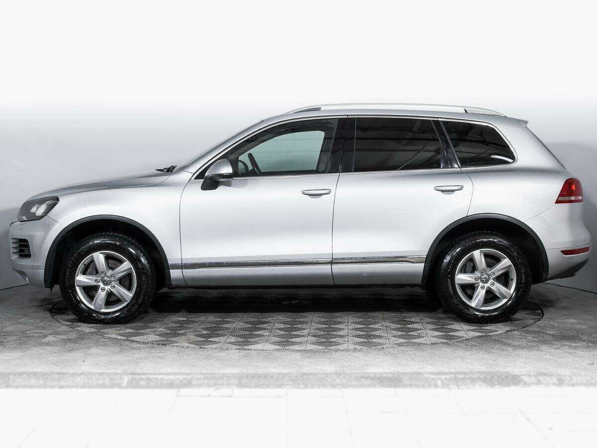 Volkswagen Touareg с пробегом — 2012 год. Фото: #7