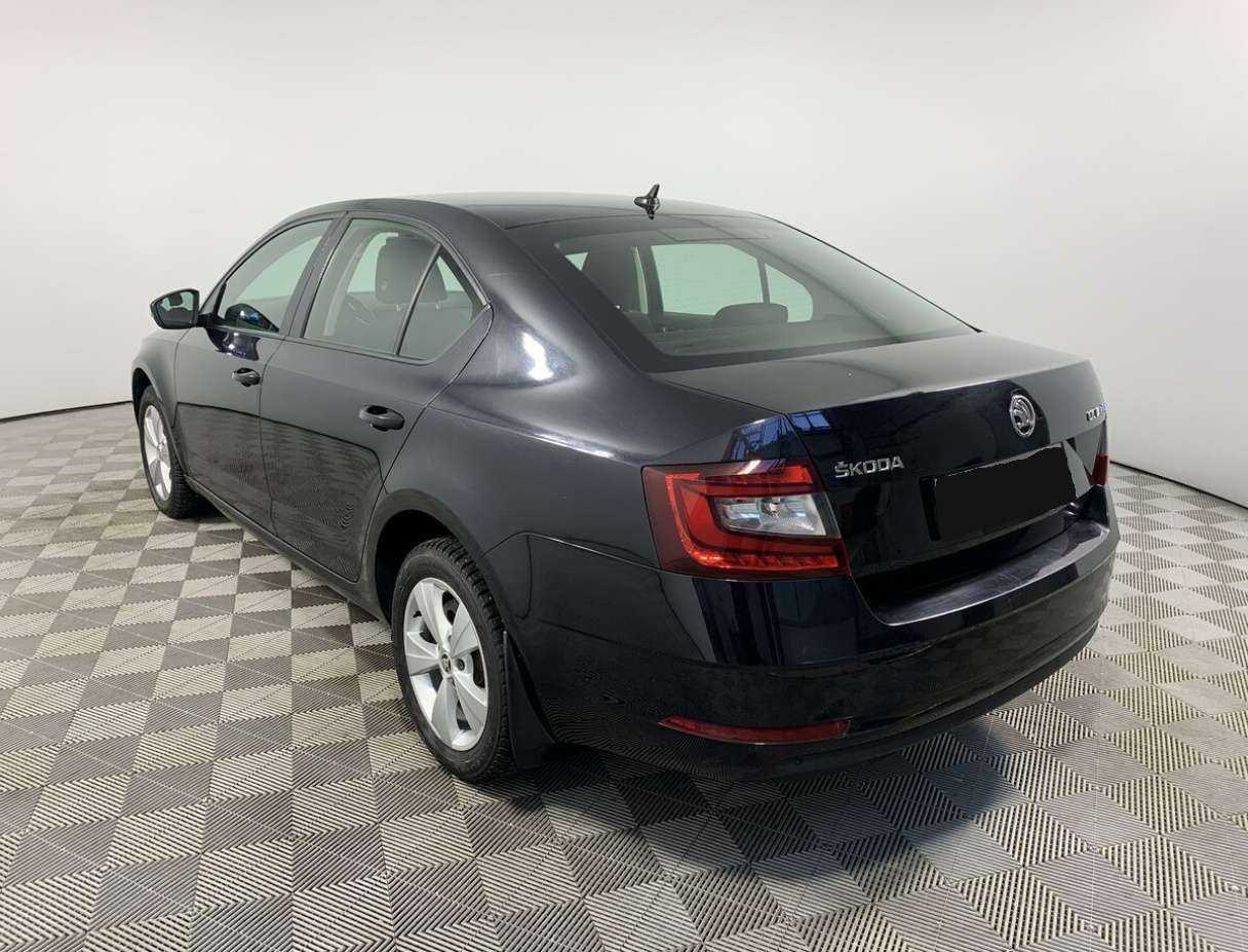 Skoda Octavia с пробегом — 2018 год. Фото: #5