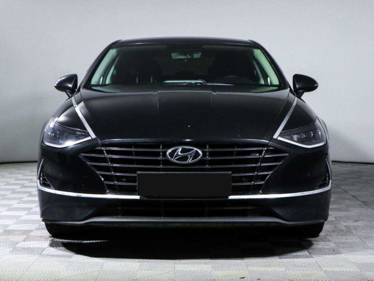 Hyundai Sonata с пробегом — 2020 год. Фото: #1