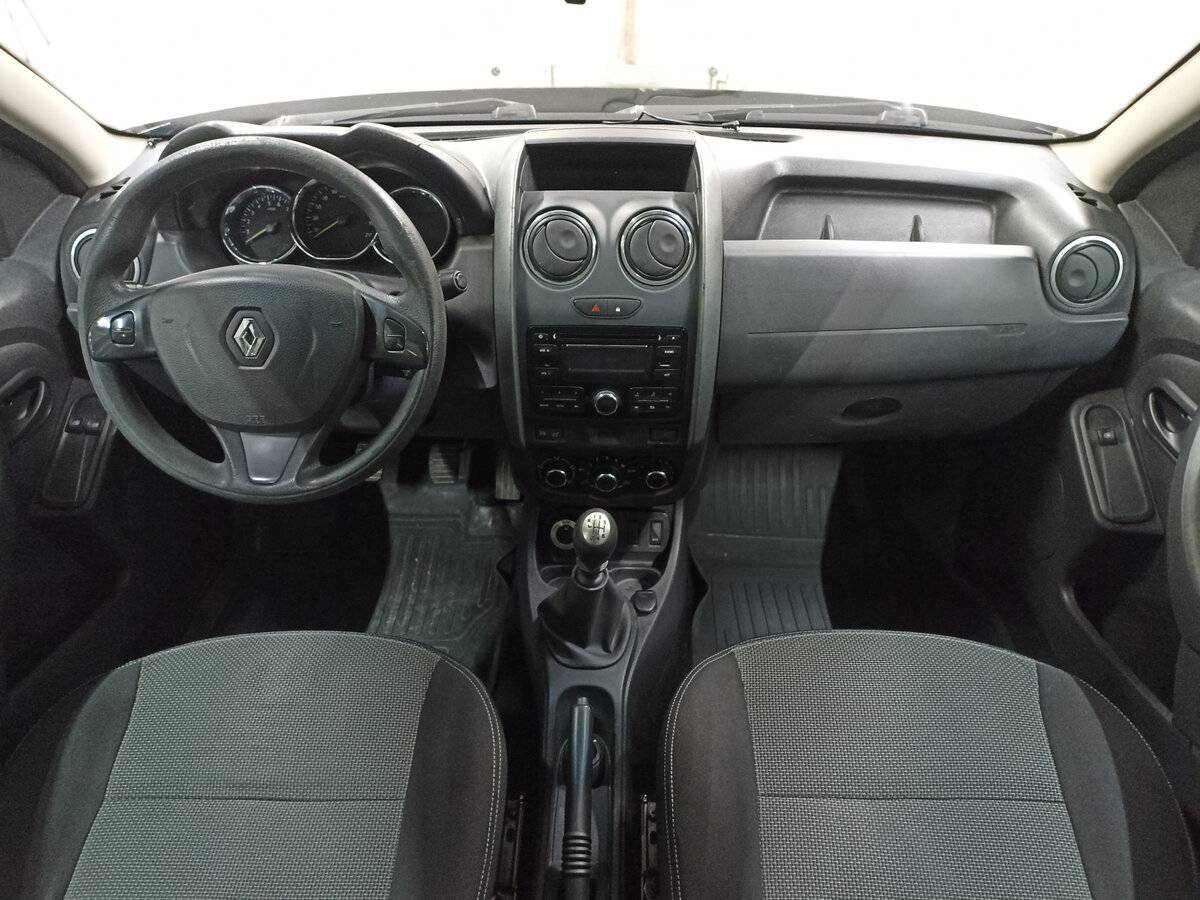 Renault Duster с пробегом — 2015 год. Фото: #13
