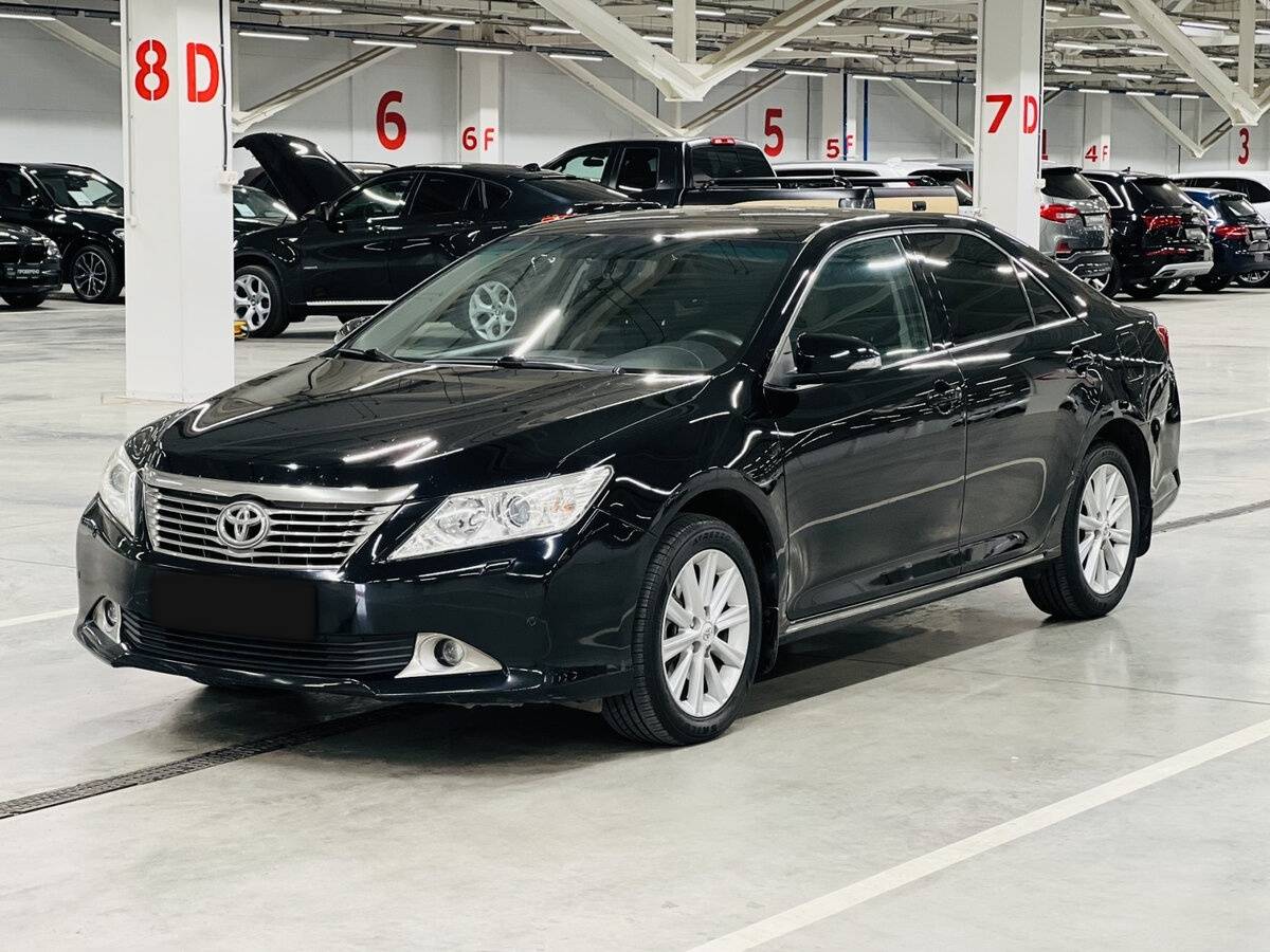 Toyota Camry с пробегом — 2013 год. Посмотреть фото