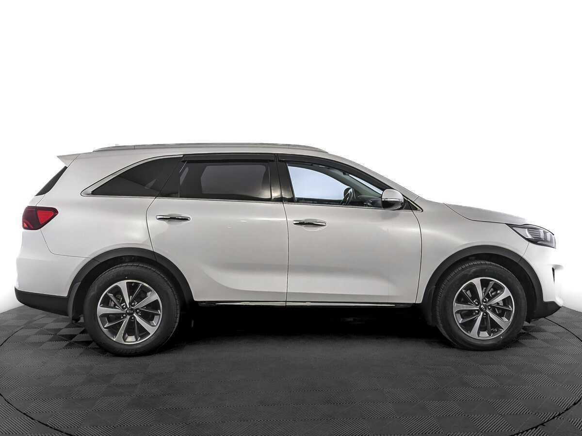 Kia Sorento с пробегом — 2019 год. Фото: #3
