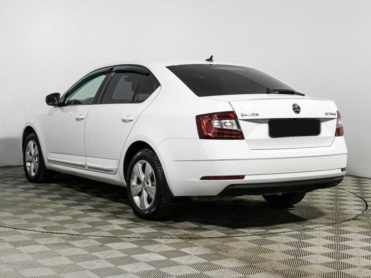 Skoda Octavia с пробегом — 2017 год. Фото: #6
