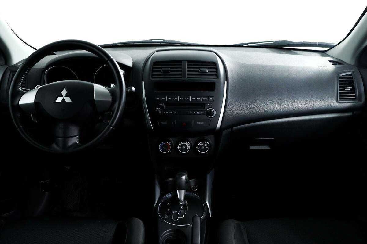 Mitsubishi ASX с пробегом — 2012 год. Фото: #10