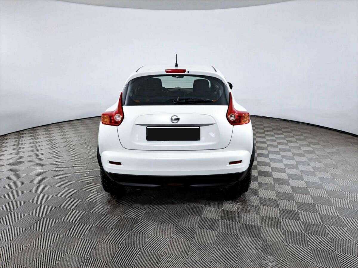 Nissan Juke с пробегом — 2013 год. Фото: #5