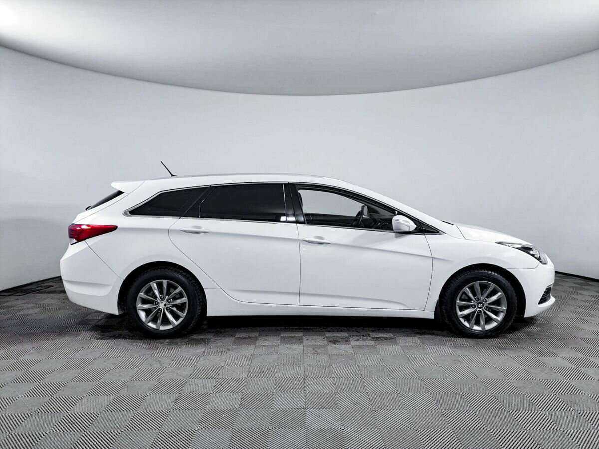 Hyundai i40 с пробегом — 2015 год. Фото: #3