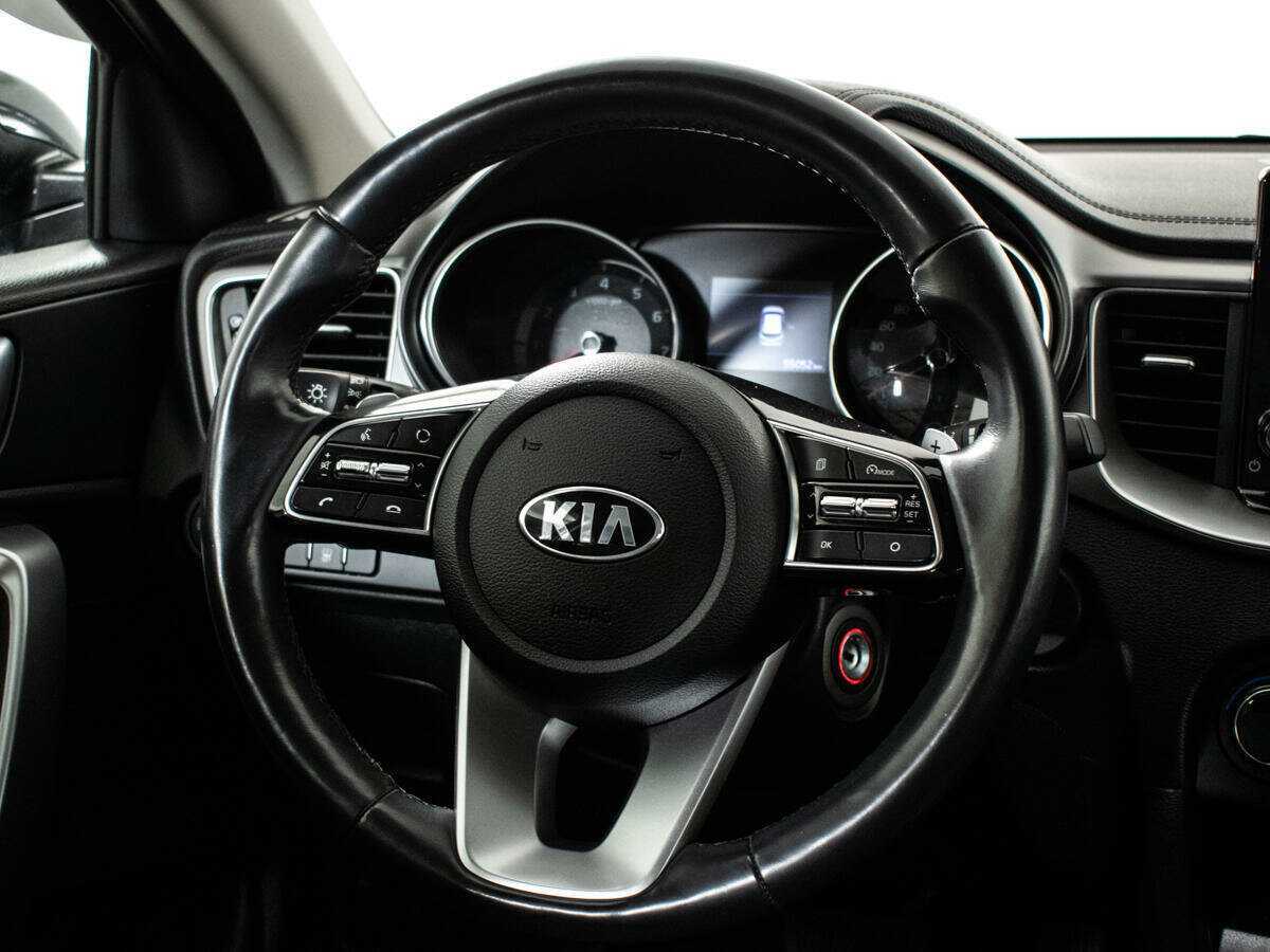 Kia XCeed с пробегом — 2020 год. Фото: #13