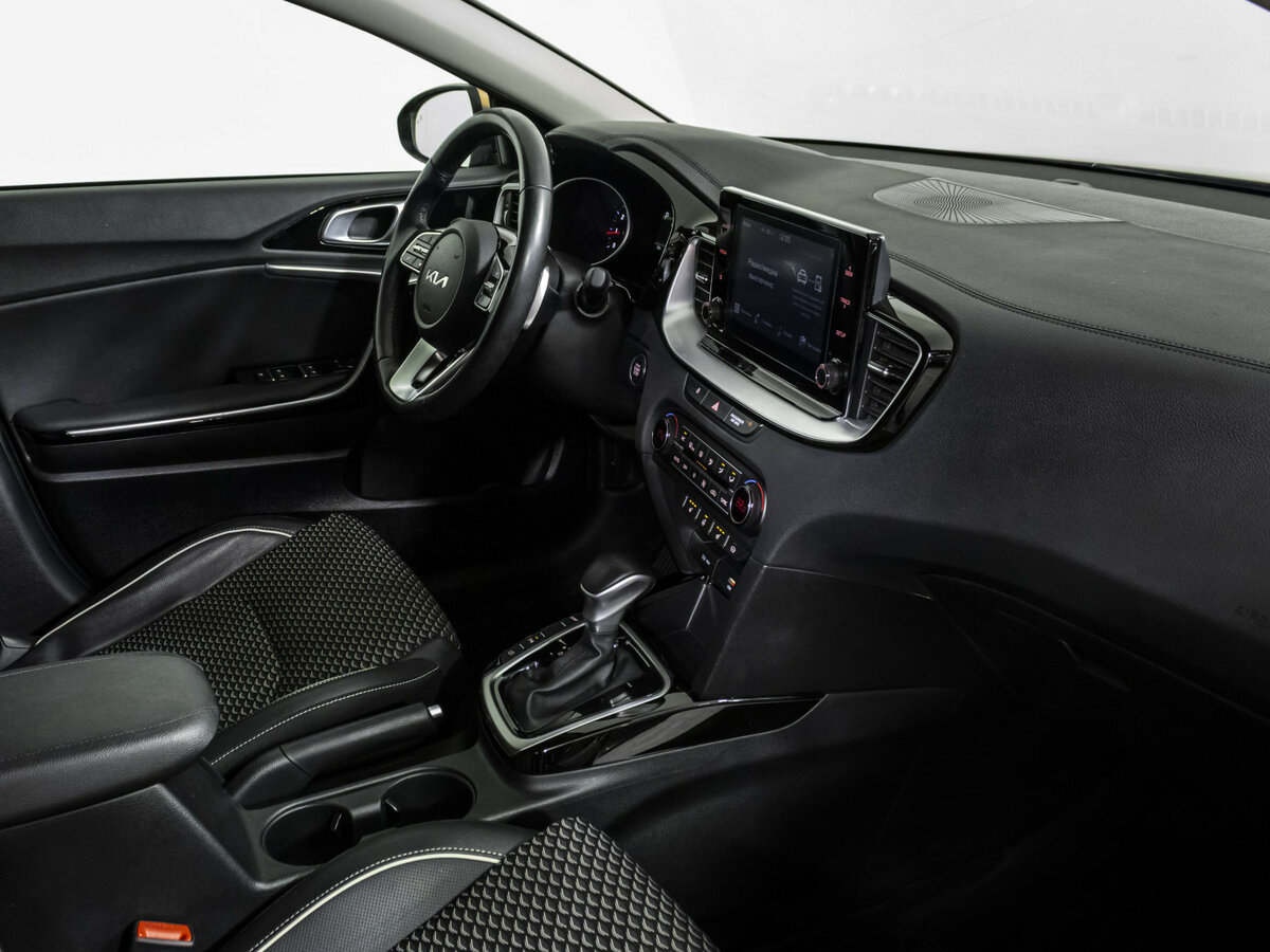 Kia Ceed с пробегом — 2022 год. Фото: #6