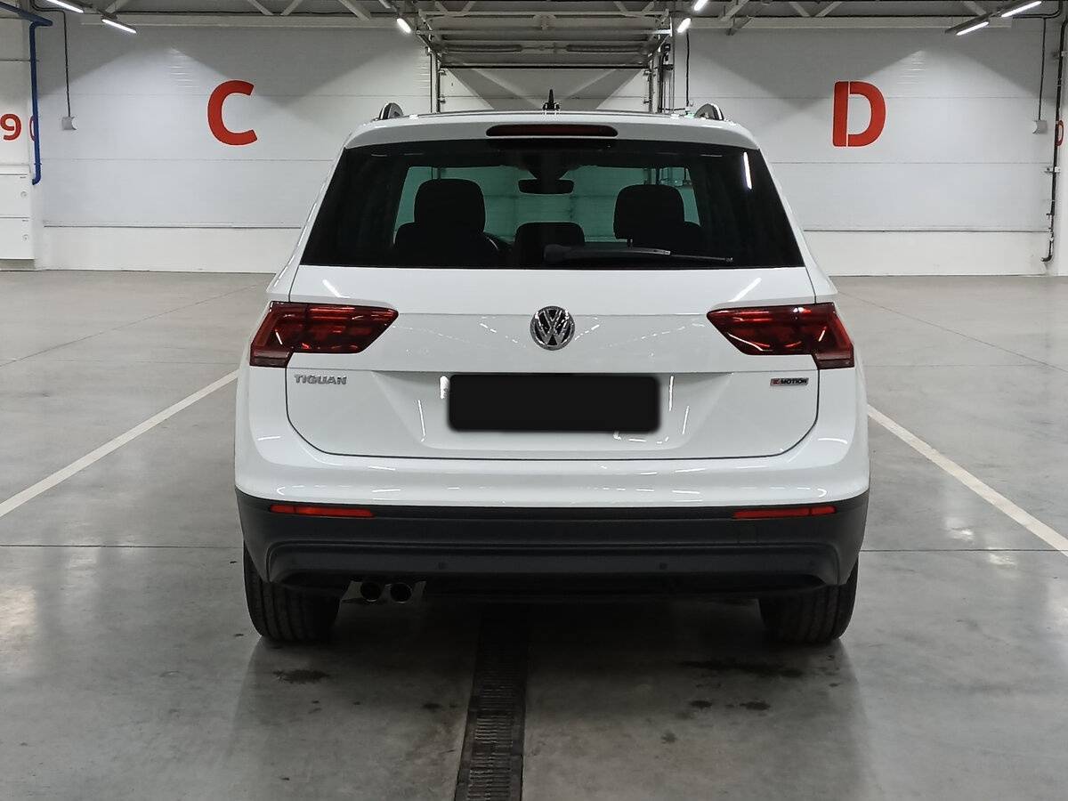 Volkswagen Tiguan с пробегом — 2020 год. Фото: #5