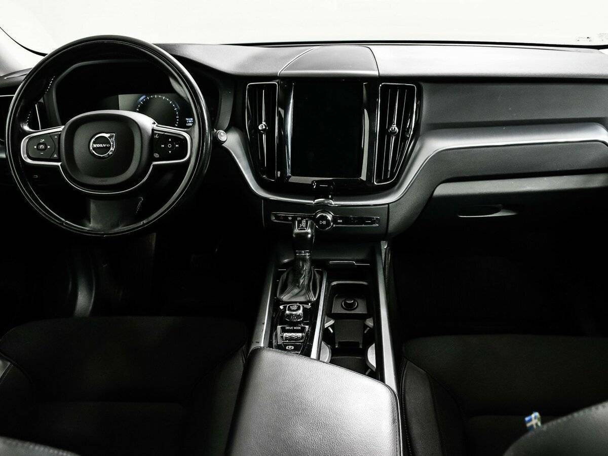 Volvo XC60 с пробегом — 2018 год. Фото: #10