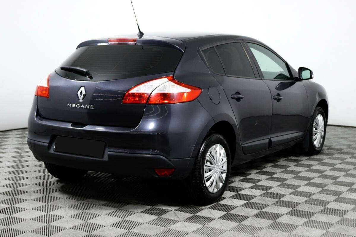 Renault Megane с пробегом — 2012 год. Фото: #4