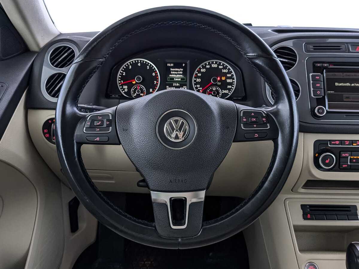 Volkswagen Tiguan с пробегом — 2014 год. Фото: #17