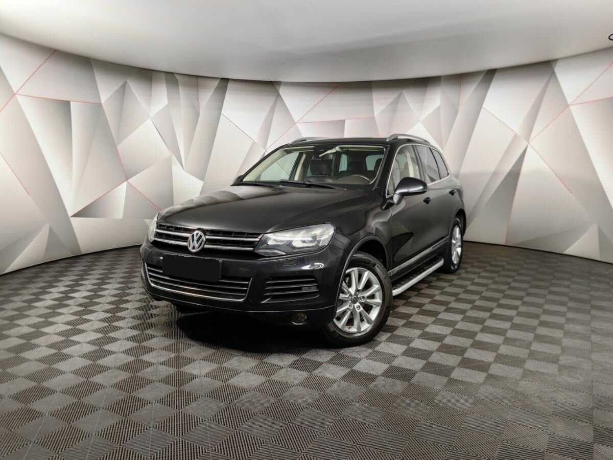 Volkswagen Touareg с пробегом — 2013 год. Фото: #0