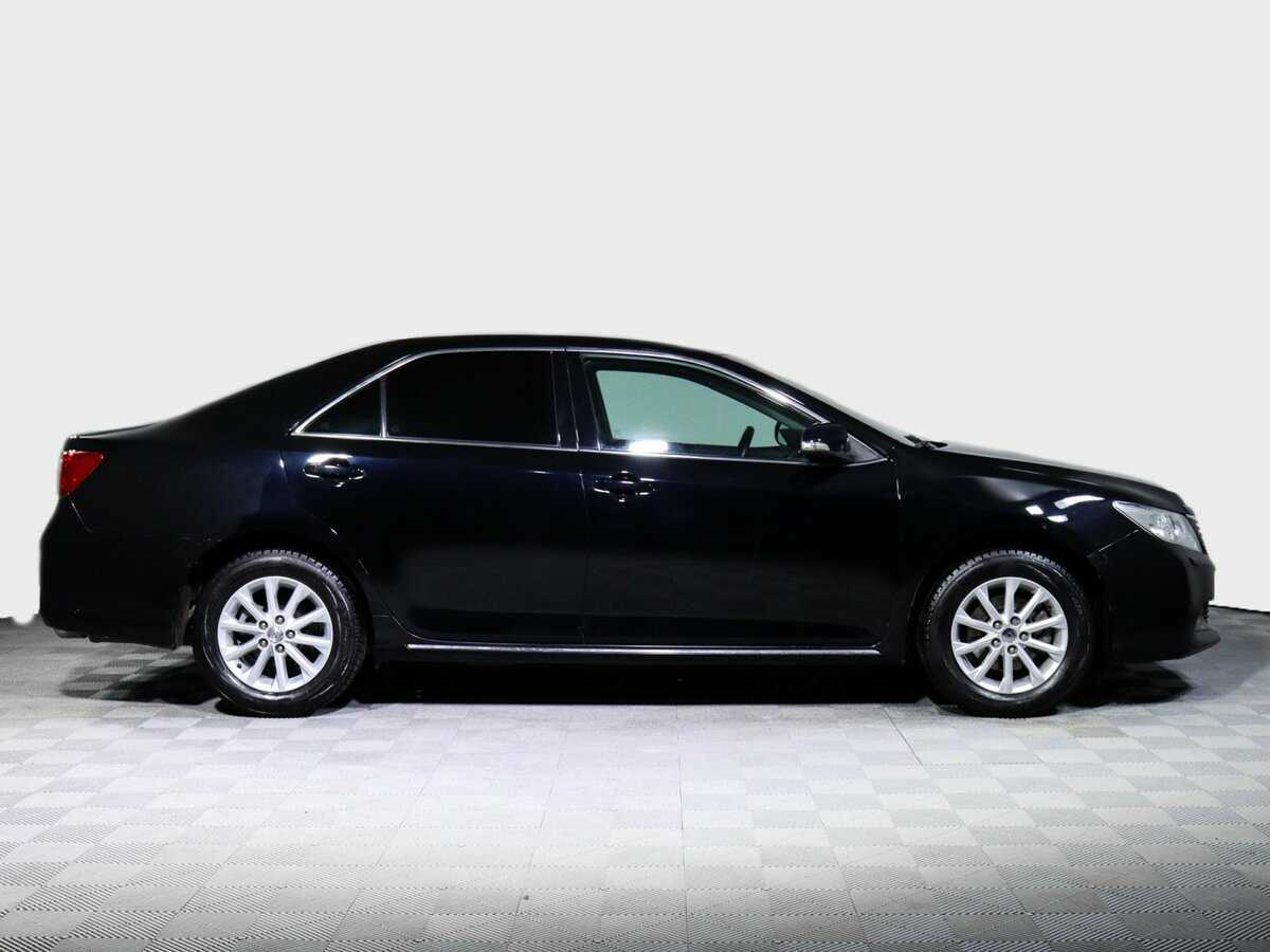 Toyota Camry с пробегом — 2013 год. Фото: #3