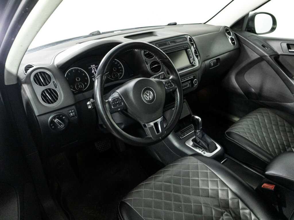 Volkswagen Tiguan с пробегом — 2015 год. Фото: #10