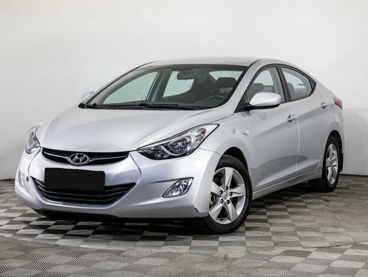 Hyundai Elantra с пробегом — 2013 год. Фото: #0