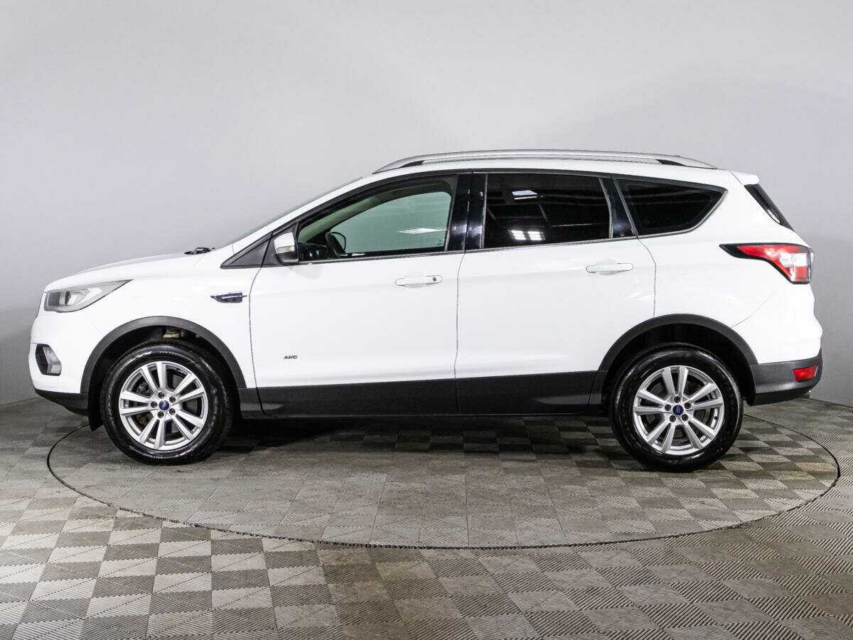 Ford Kuga с пробегом — 2017 год. Фото: #7