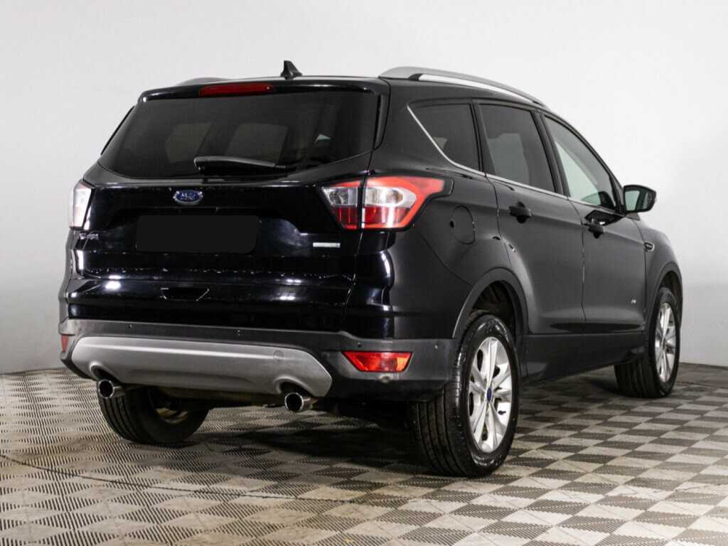 Ford Kuga с пробегом — 2017 год. Фото: #4