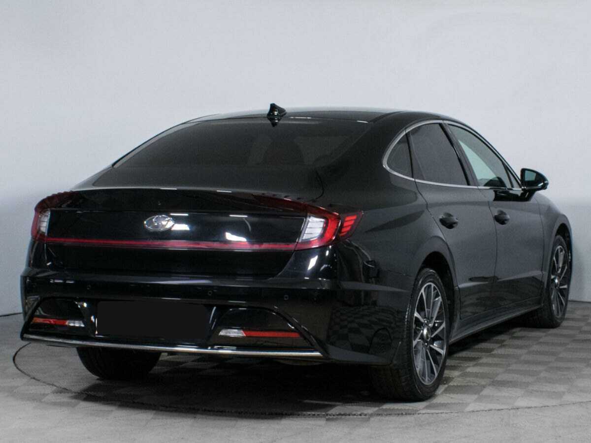 Hyundai Sonata с пробегом — 2021 год. Фото: #4