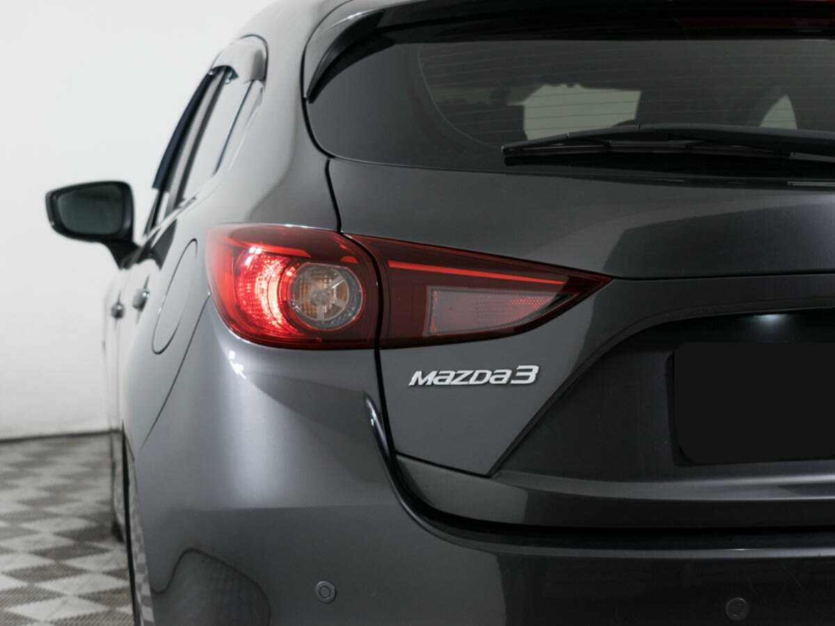 Mazda 3 с пробегом — 2018 год. Фото: #13