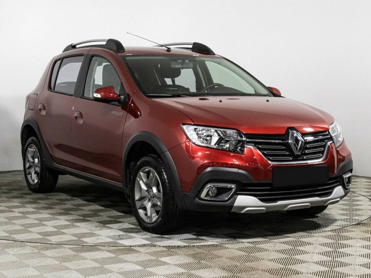 Renault Sandero с пробегом — 2021 год. Фото: #2