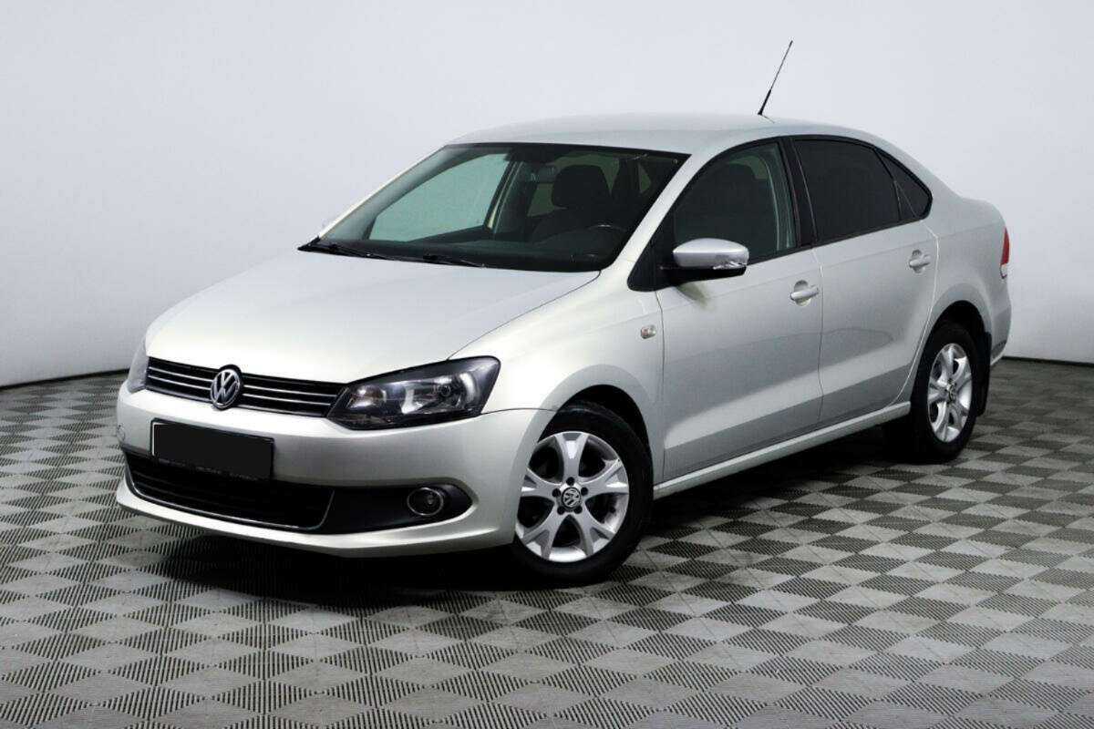 Volkswagen Polo с пробегом — 2012 год. Фото: #0